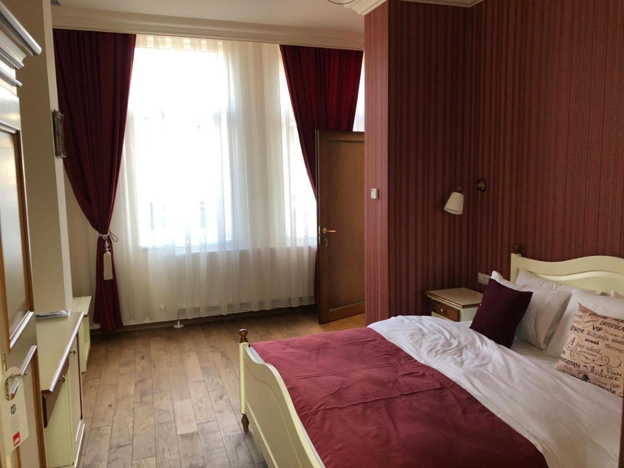 Bed and Breakfast Ana Boutique Алба-Юлия Экстерьер фото