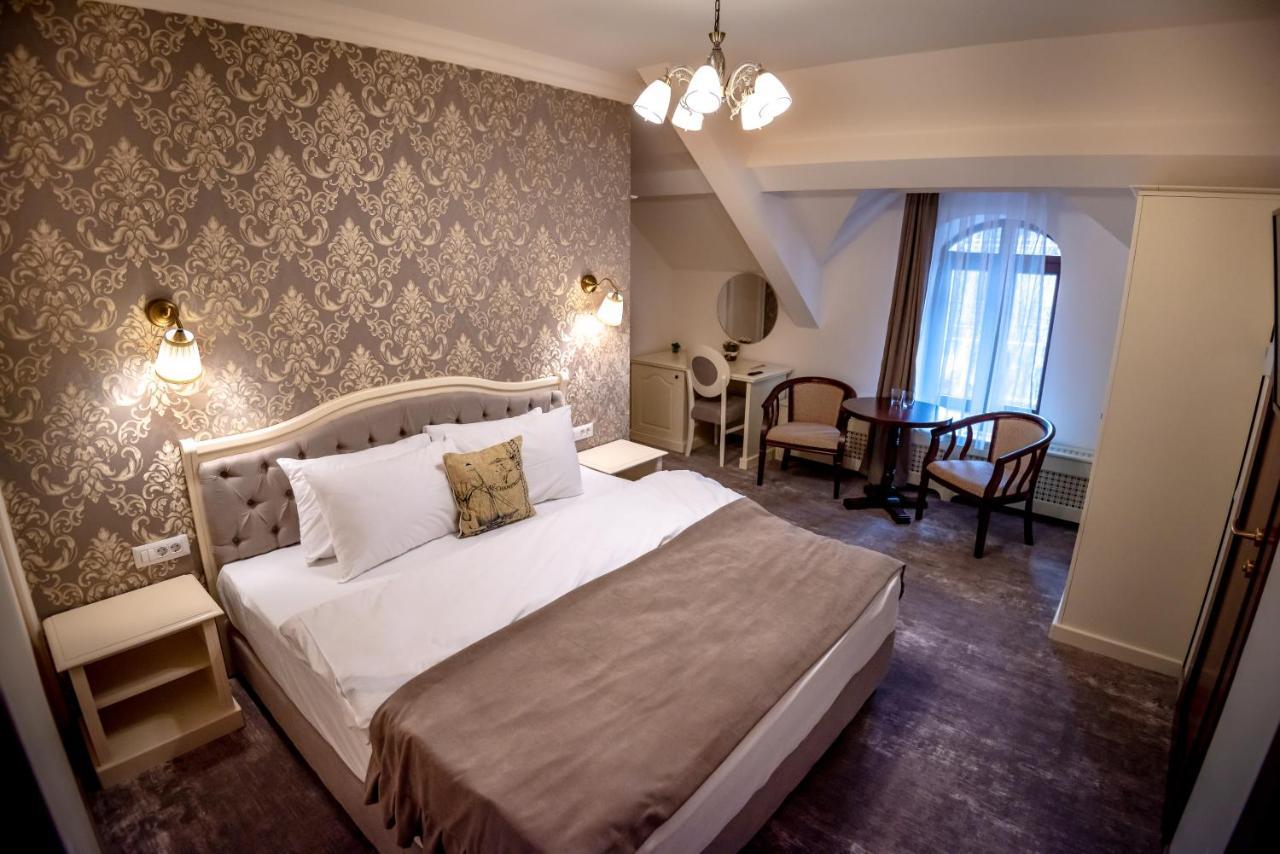 Bed and Breakfast Ana Boutique Алба-Юлия Экстерьер фото